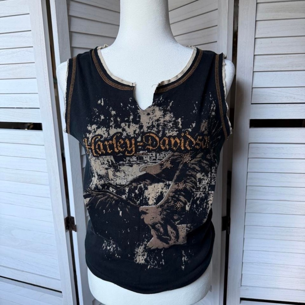 Vintage y2k Harley Davidson black tank top with beige splatter graphic
